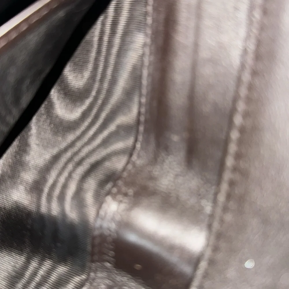 Gucci Long Wallet in Brown, Gold GG on front. - Picture 5 of 7